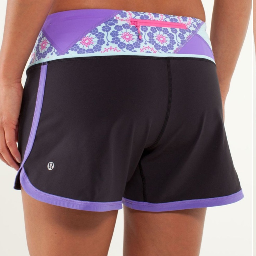 Lululemon Groovy Run Short